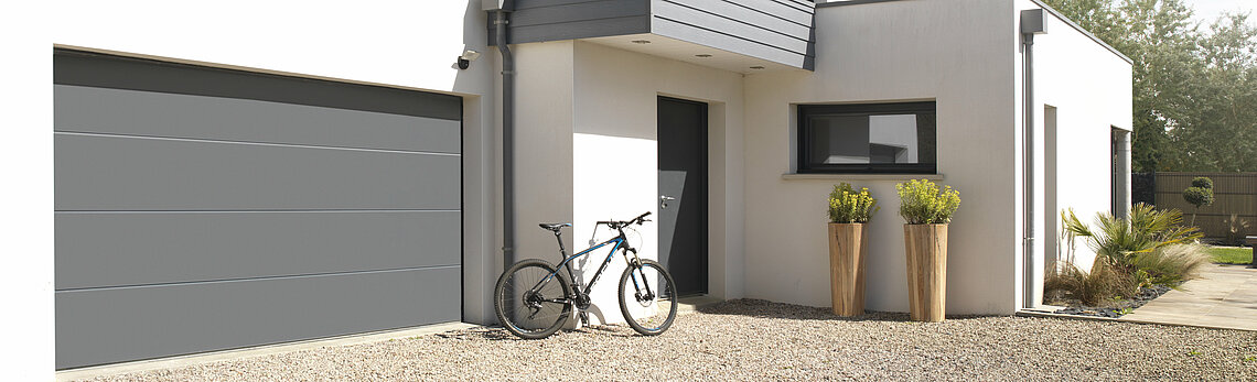 Comment sécuriser une porte de garage ? 6 solutions efficaces